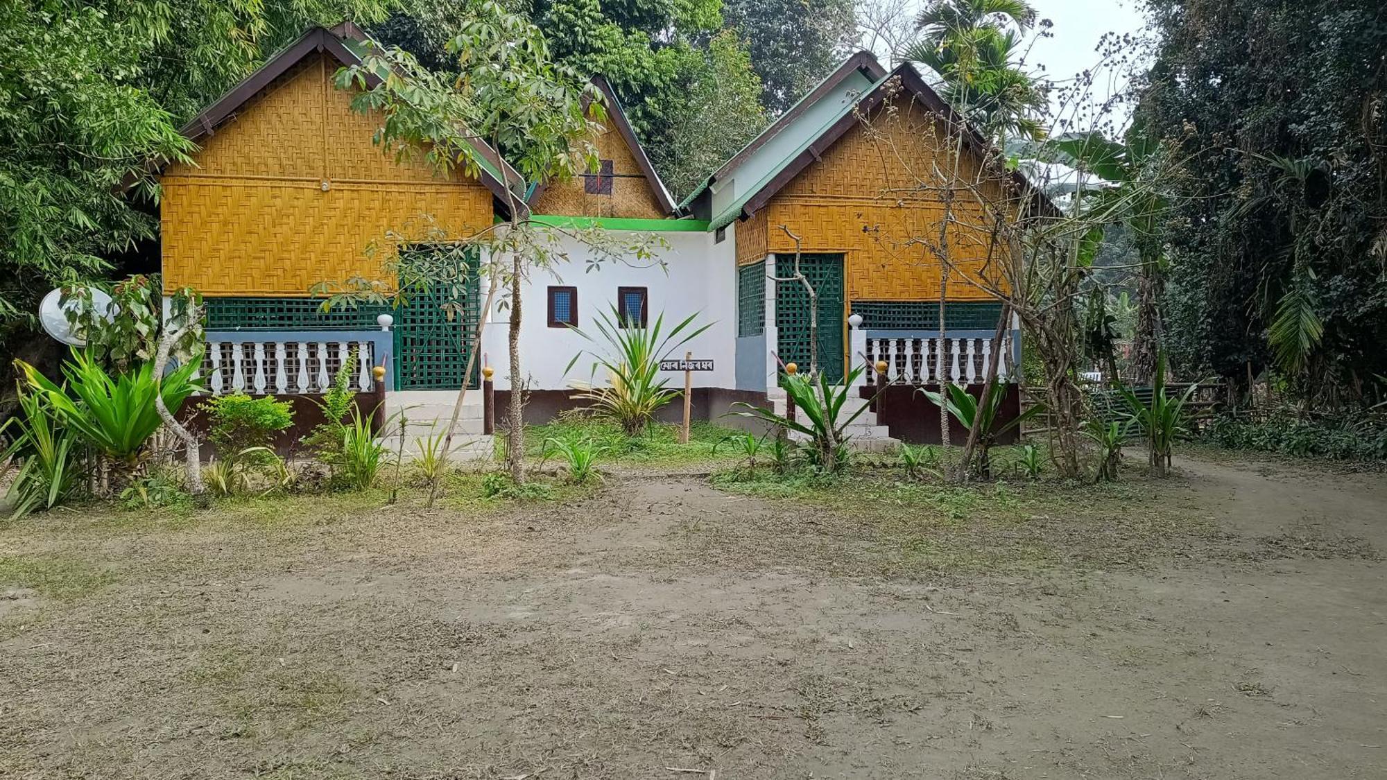 Jyoti Home Bamboo Garden Lodge Majuli 外观 照片